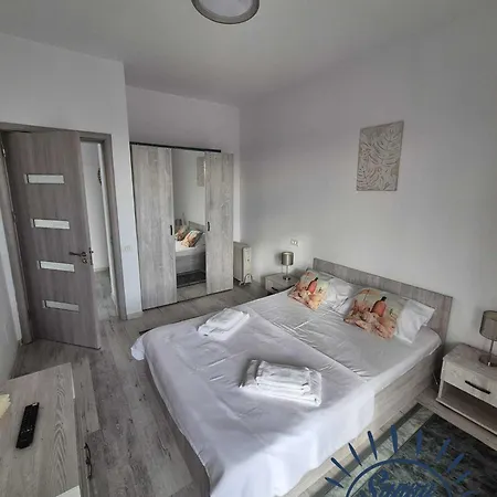 Bliss 2 By Sunny Mamaia Apartmán *